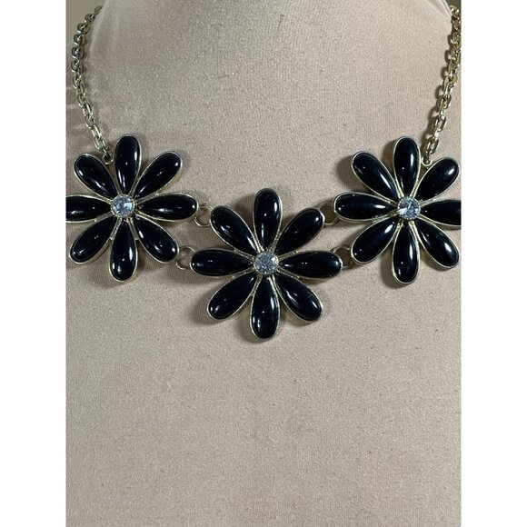 Vtg 3 Flower Choker Necklace Black Plastic Petals Rhinestone Gold Tone - Picture 2 of 4
